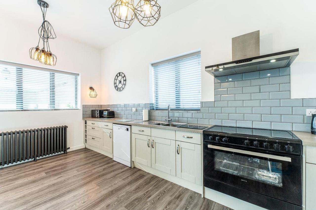 Lionheart Large Luxury Lodge - Sleeps 10- Dog Friendly,Near Sherwood Forest At Fairview Farm Nottingham Great For Family Gatherings ,Groups ,Parties Exterior foto